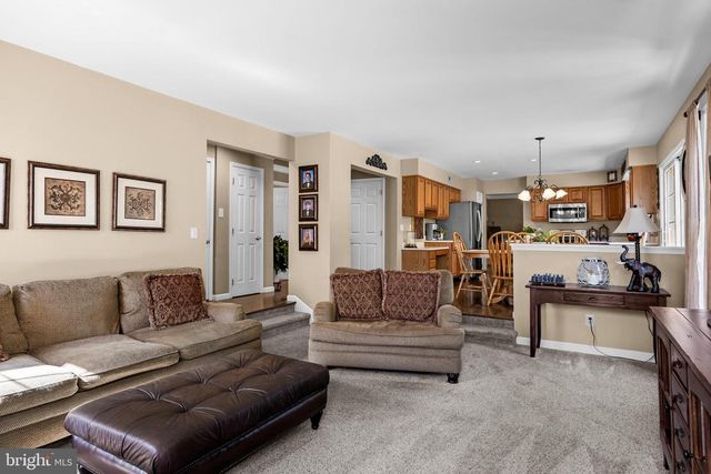 22 ANDOVER DR, Medford, NJ 08055
