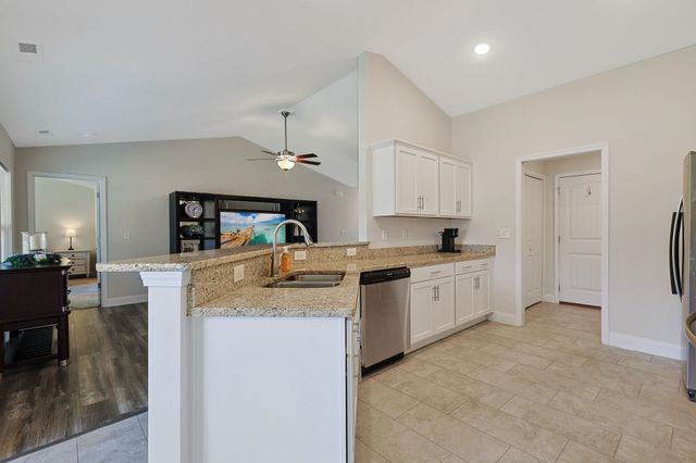 112 Ringding Dr., Conway, SC 29526