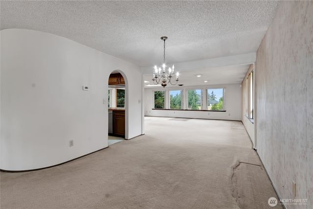 902 66th Avenue E, Fife, WA 98424
