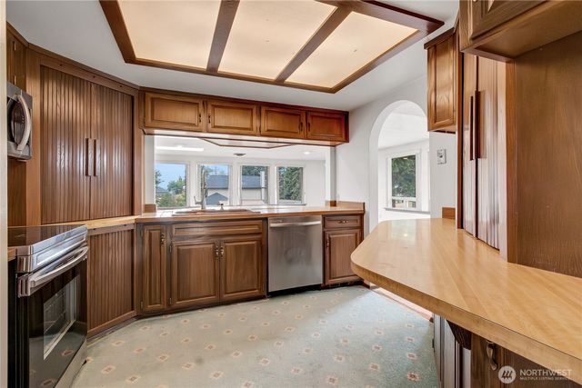 902 66th Avenue E, Fife, WA 98424