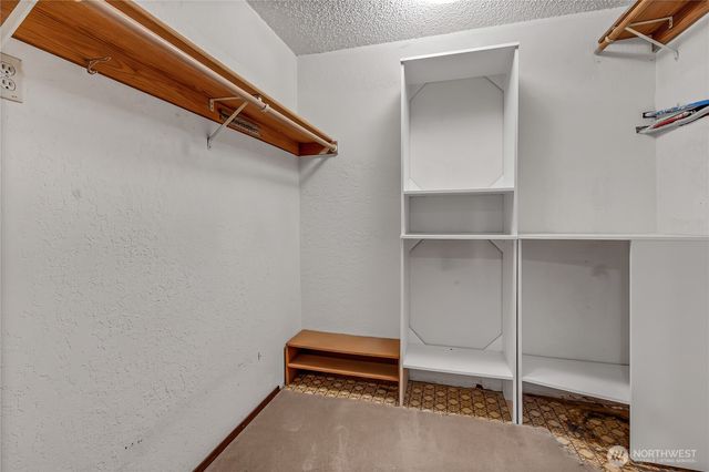 902 66th Avenue E, Fife, WA 98424