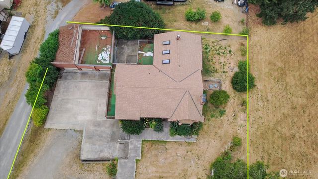 902 66th Avenue E, Fife, WA 98424
