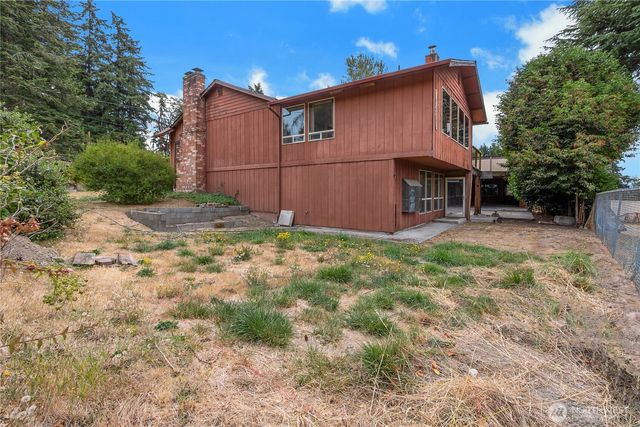 902 66th Avenue E, Fife, WA 98424