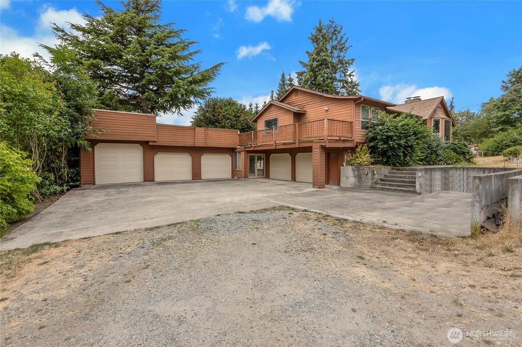 902 66th Avenue E, Fife, WA 98424