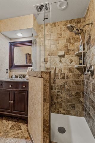 3704 Queenswood Place, Garland, TX 75040