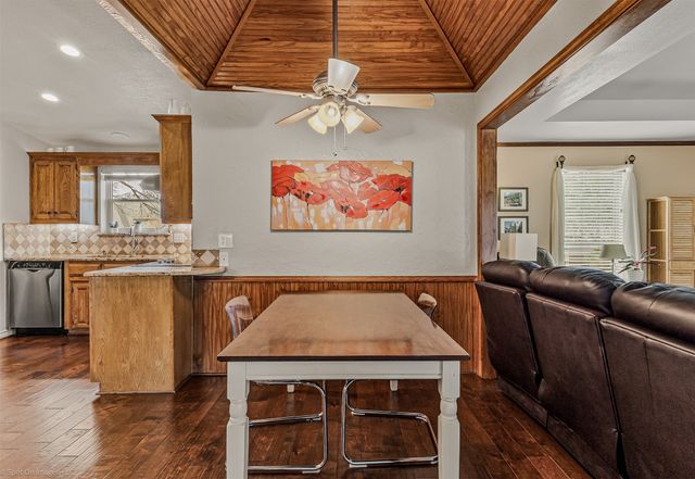 3704 Queenswood Place, Garland, TX 75040