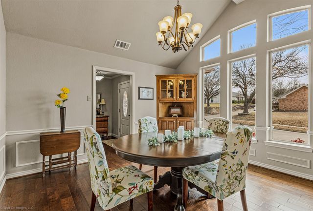 3704 Queenswood Place, Garland, TX 75040