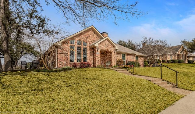 3704 Queenswood Place, Garland, TX 75040