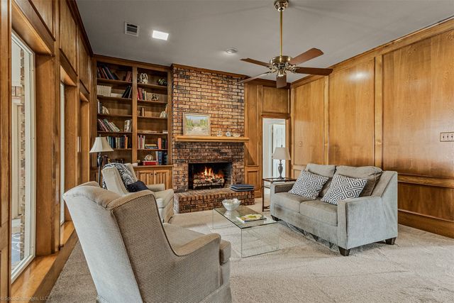 3704 Queenswood Place, Garland, TX 75040