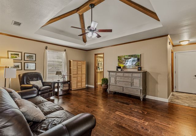 3704 Queenswood Place, Garland, TX 75040