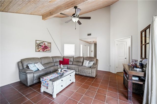 13614 Whitecap Blvd, Corpus Christi, TX 78418