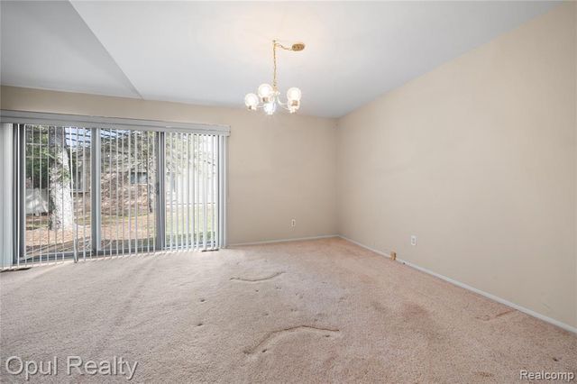 27323 Apple Blossom Lane, Southfield, MI 48034