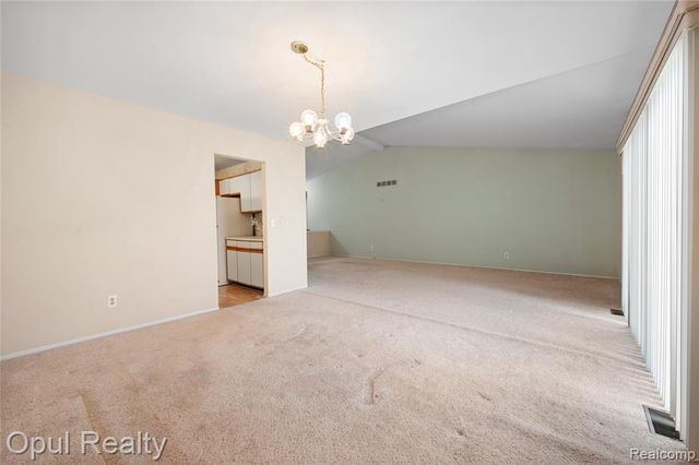 27323 Apple Blossom Lane, Southfield, MI 48034