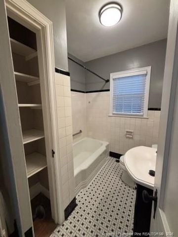1420 Pine Valley Loop, Fayetteville, NC 28305
