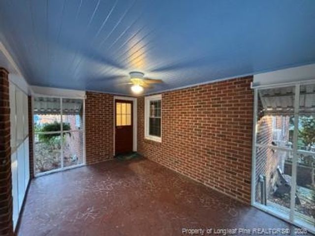 1420 Pine Valley Loop, Fayetteville, NC 28305