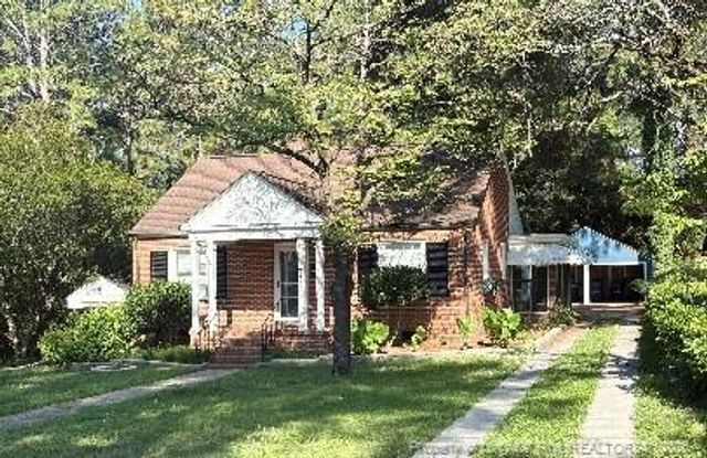 1420 Pine Valley Loop, Fayetteville, NC 28305
