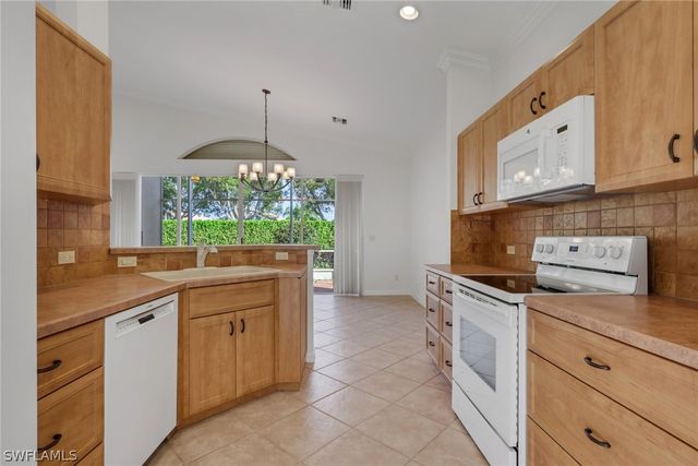 20132 BALLYLEE CT, Estero, FL 33928