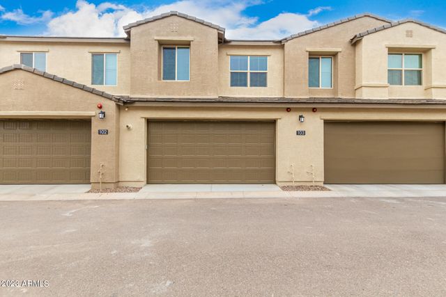 729 E ZESTA Lane 103, Gilbert, AZ 85297