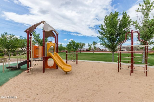 729 E ZESTA Lane 103, Gilbert, AZ 85297