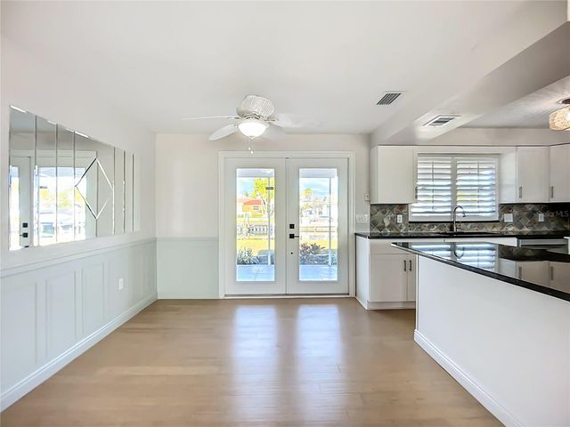 607 EMERALD LANE, Holmes Beach, FL 34217