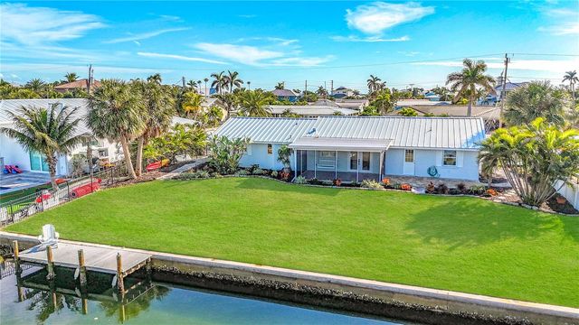 607 EMERALD LANE, Holmes Beach, FL 34217
