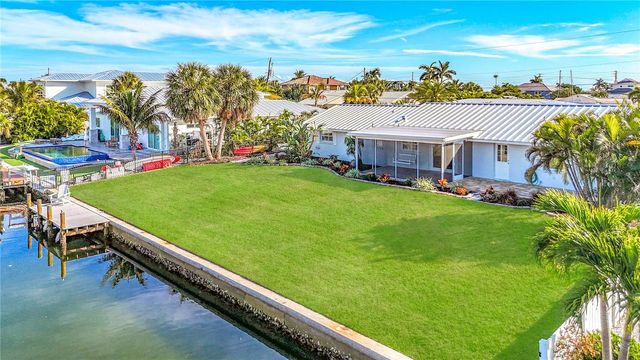 607 EMERALD LANE, Holmes Beach, FL 34217