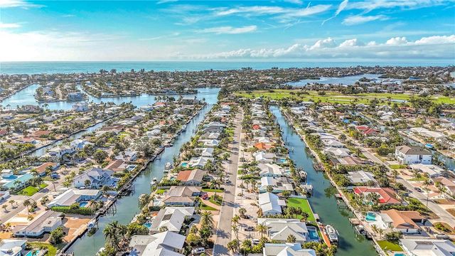 607 EMERALD LANE, Holmes Beach, FL 34217