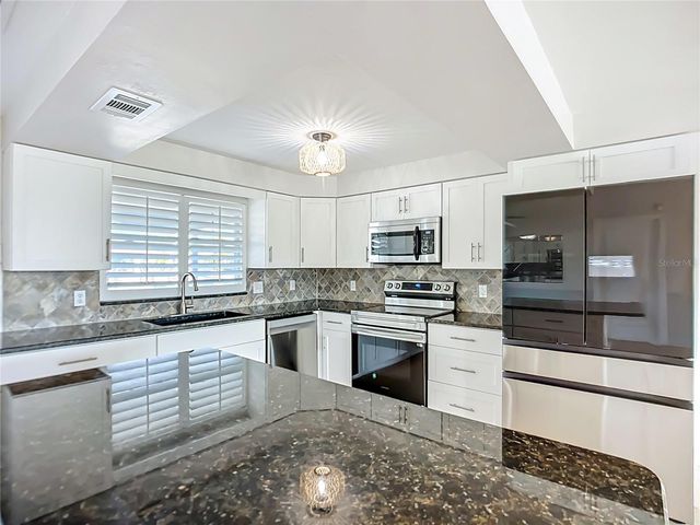 607 EMERALD LANE, Holmes Beach, FL 34217