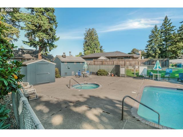 12600 Se FREEMAN Way 71, Milwaukie, OR 97222
