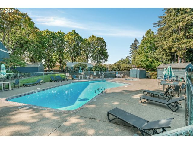 12600 Se FREEMAN Way 71, Milwaukie, OR 97222