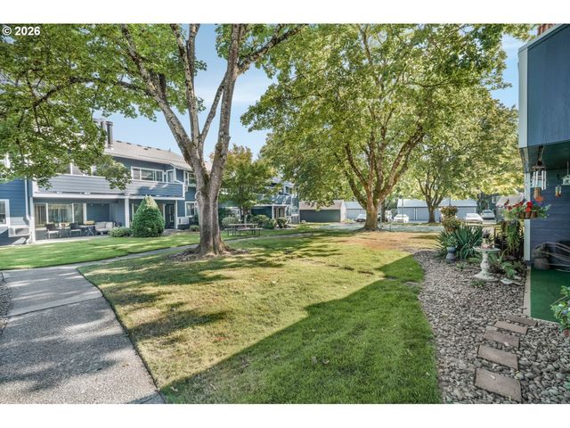 12600 Se FREEMAN Way 71, Milwaukie, OR 97222