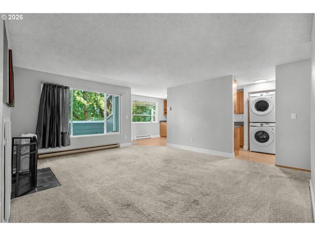 12600 Se FREEMAN Way 71, Milwaukie, OR 97222