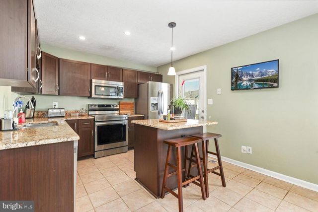 520 CLINT LN, Fredericksburg, VA 22405