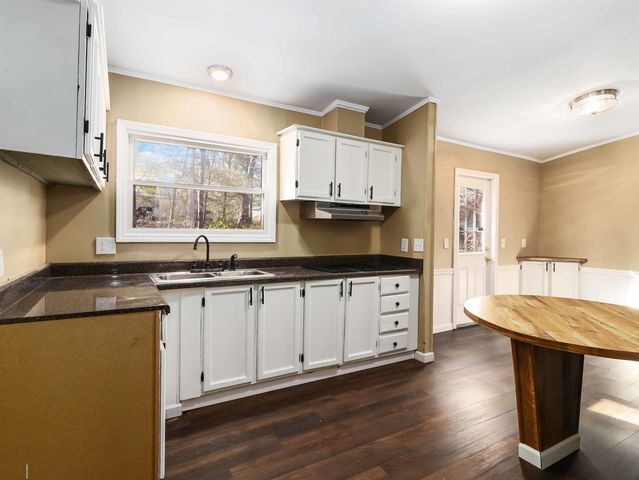 241 Eagle St, Inman, SC 29349