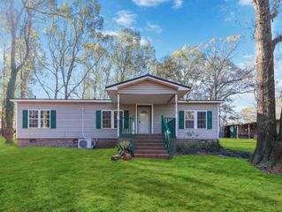 241 Eagle St, Inman, SC 29349