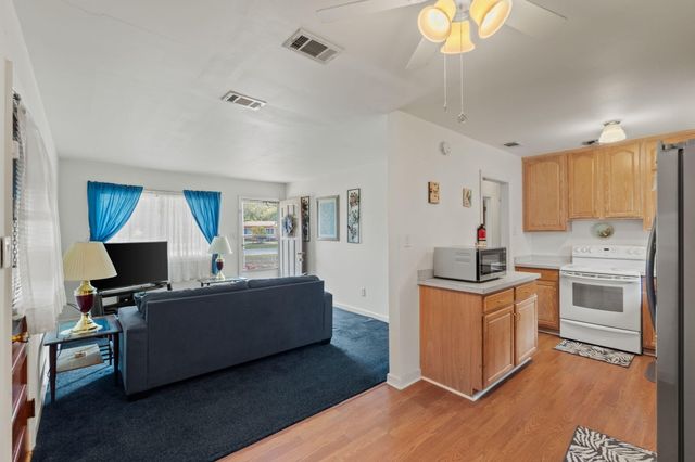 106 SW Cedar Avenue, Fort Walton Beach, FL 32548