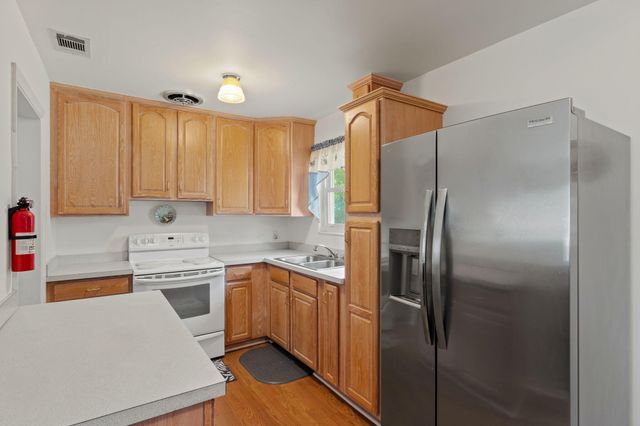 106 SW Cedar Avenue, Fort Walton Beach, FL 32548