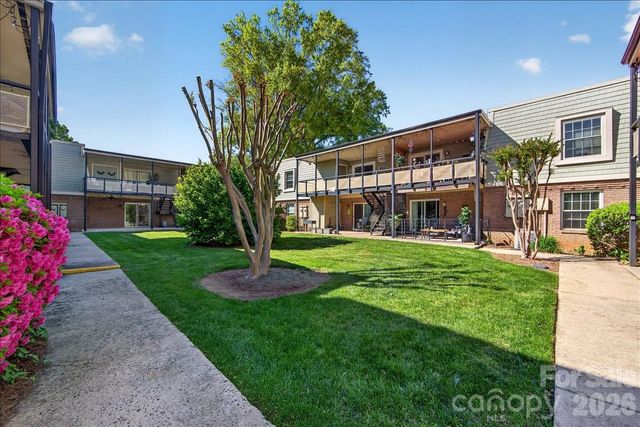 2606 Park Road A, Charlotte, NC 28209