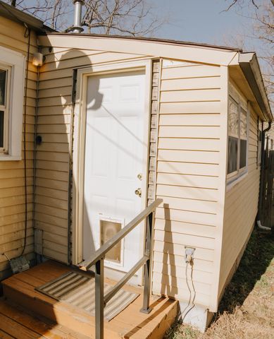 1886 N Fort Avenue, Springfield, MO 65803