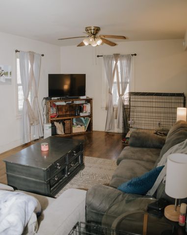 1886 N Fort Avenue, Springfield, MO 65803