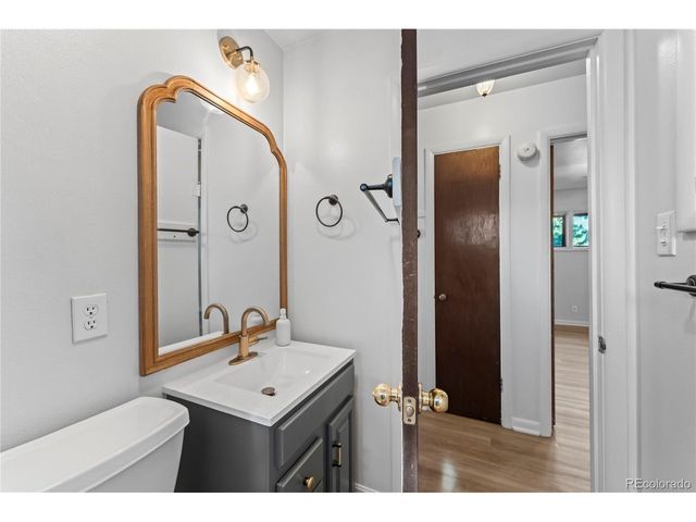 2711 Concord St, Colorado Springs, CO 80907