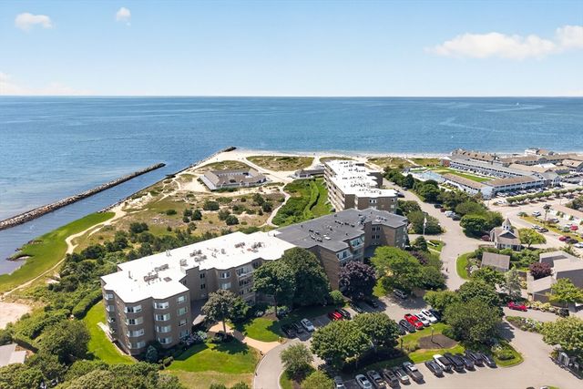 1 Belmont Rd APT 315, Harwich, MA 02671