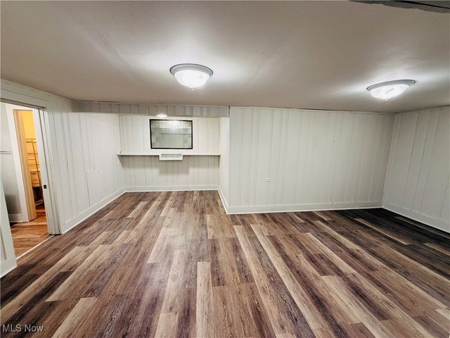 5239 Arch Street, Maple Heights, OH 44137