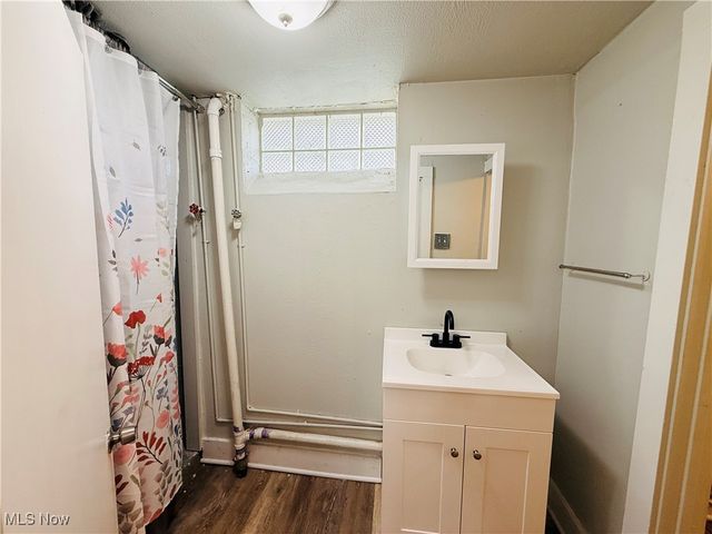 5239 Arch Street, Maple Heights, OH 44137