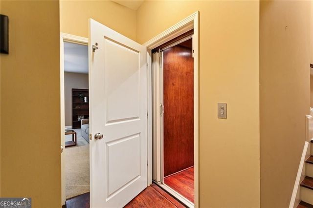 4087 Thorndale Lane, Smyrna, GA 30080