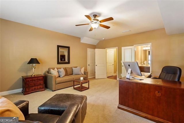 4087 Thorndale Lane, Smyrna, GA 30080