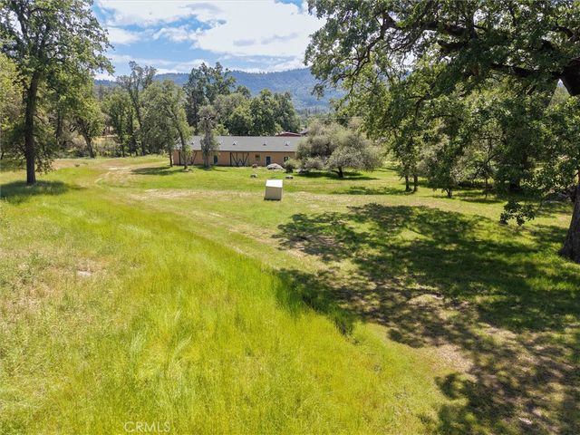 51300 Road 426, Oakhurst, CA 93644
