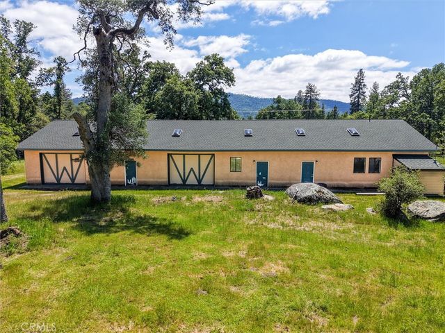 51300 Road 426, Oakhurst, CA 93644