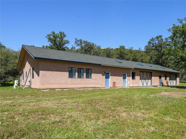 51300 Road 426, Oakhurst, CA 93644