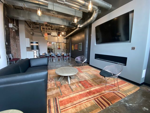 151 Chestnut St 413, Springfield, MA 01103